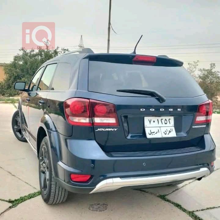 دودج جورني
